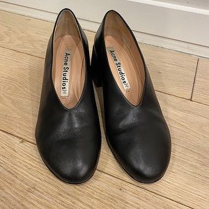 Acne Studio Sully heel pumps